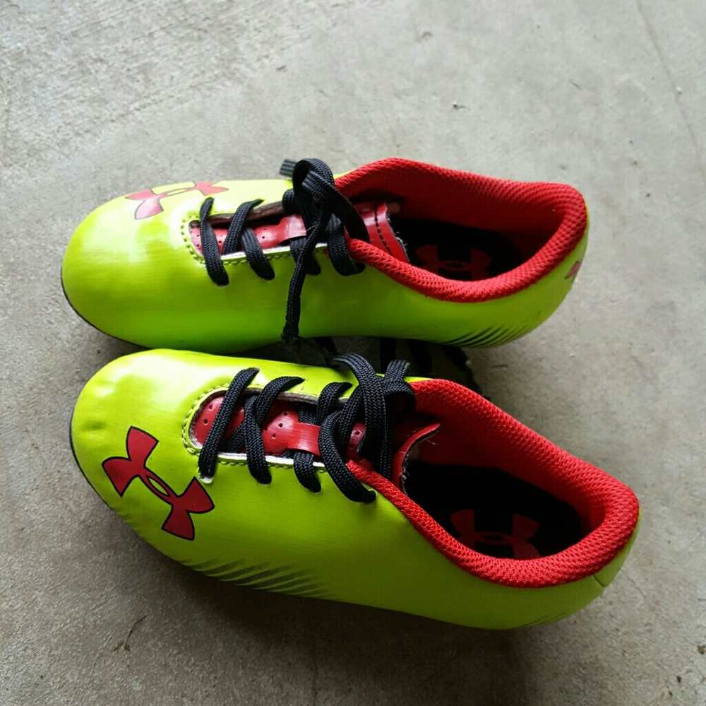 Toddler size 10 soccer cleats